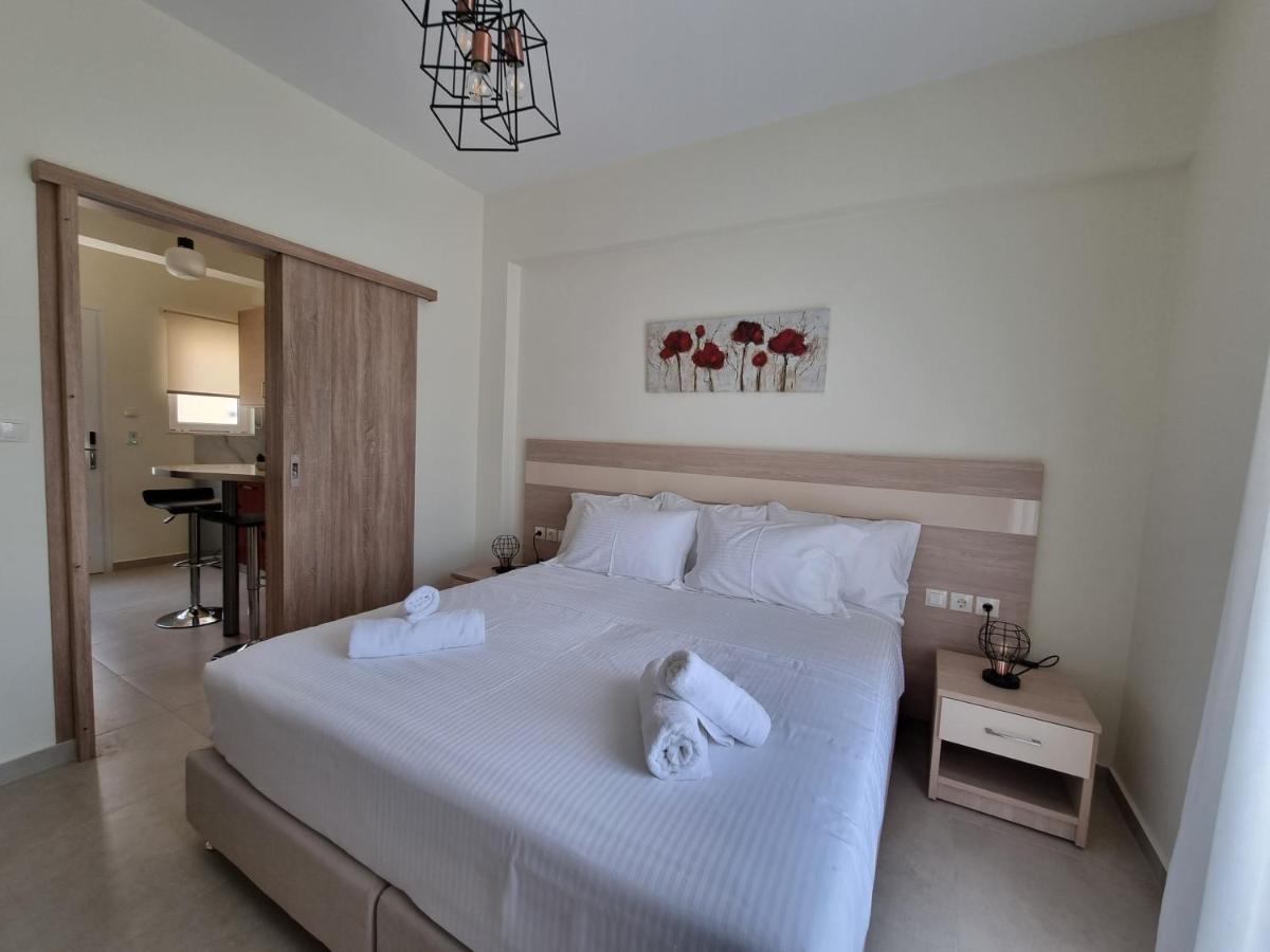 Chrysanthe'S Apartments No2 Poros Town Екстер'єр фото