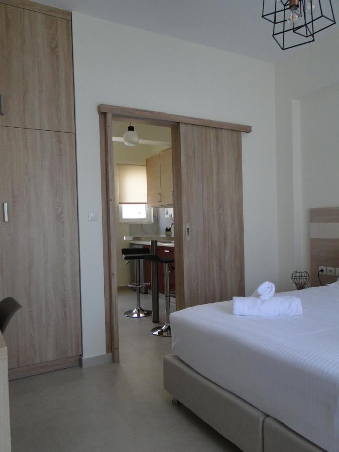 Chrysanthe'S Apartments No2 Poros Town Екстер'єр фото